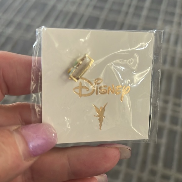 Keep Collective Disney Tinkerbell Charm - Picture 3 of 4